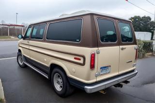 1984 Ford E-250 Econoline Club Wagon