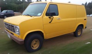 1982 Ford E-100 Econoline Club Wagon