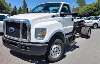 2025 Ford F-750 Super Duty