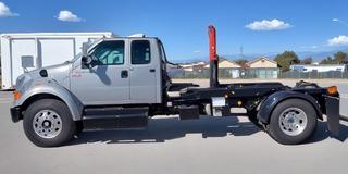 2005 Ford F-750 Chassis